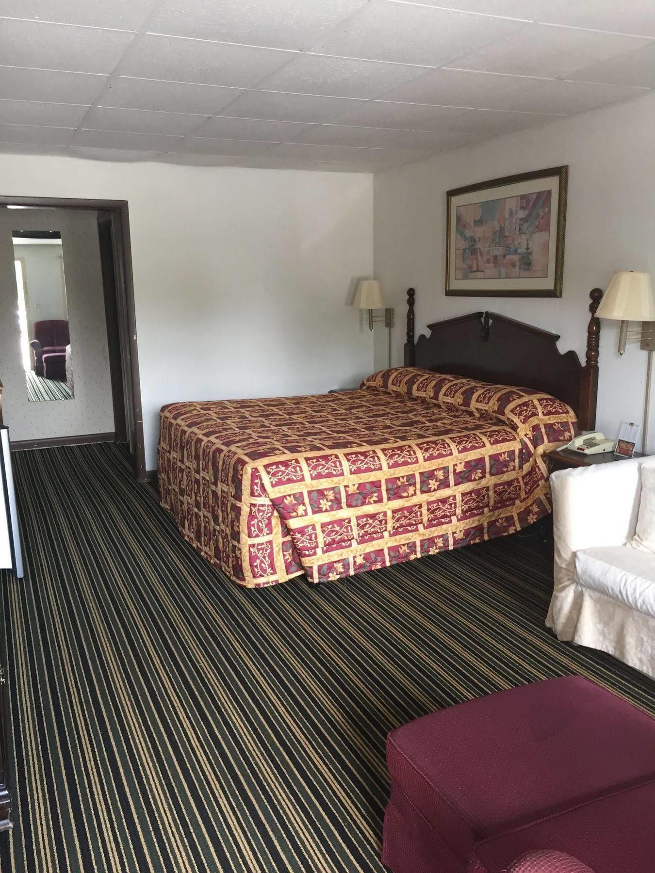 Scottish Inn And Suites เพอร์รี ภายนอก รูปภาพ