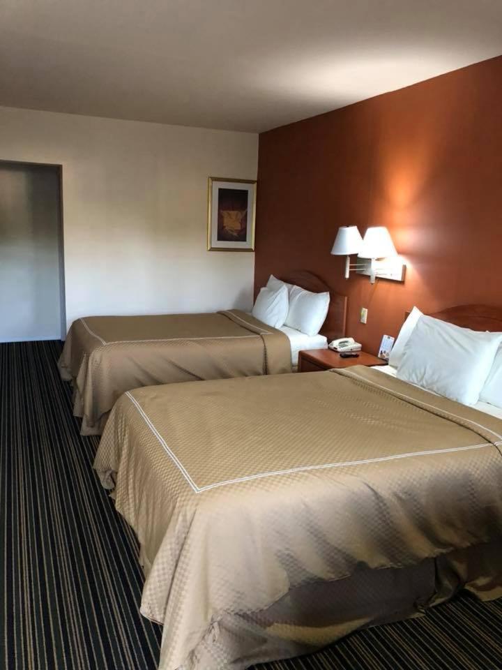 Scottish Inn And Suites เพอร์รี ภายนอก รูปภาพ